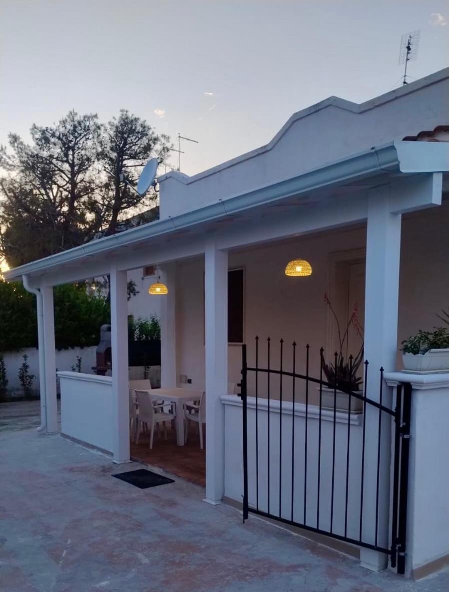 Villa Singola Amanda - 500M Dal Mare Pulsano Εξωτερικό φωτογραφία